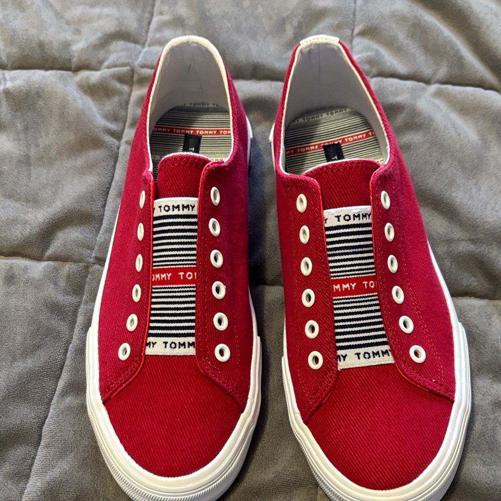 Brand New Tommy Hilfiger Women’s Red Slip-On Canvas Sneakers